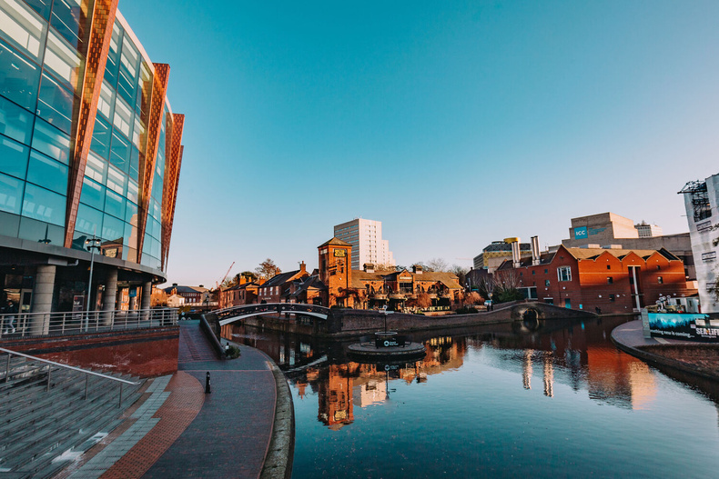 canal-side-birmingham.jpg