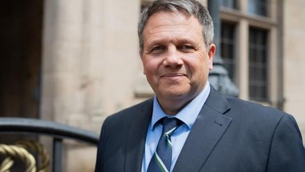 Andrew Mynors - Cabinet Member for Connectivity_cropped.jpg