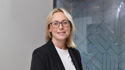 Lucy Barr.jpg
