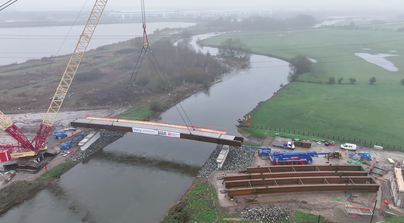 Walton bridge lift.png