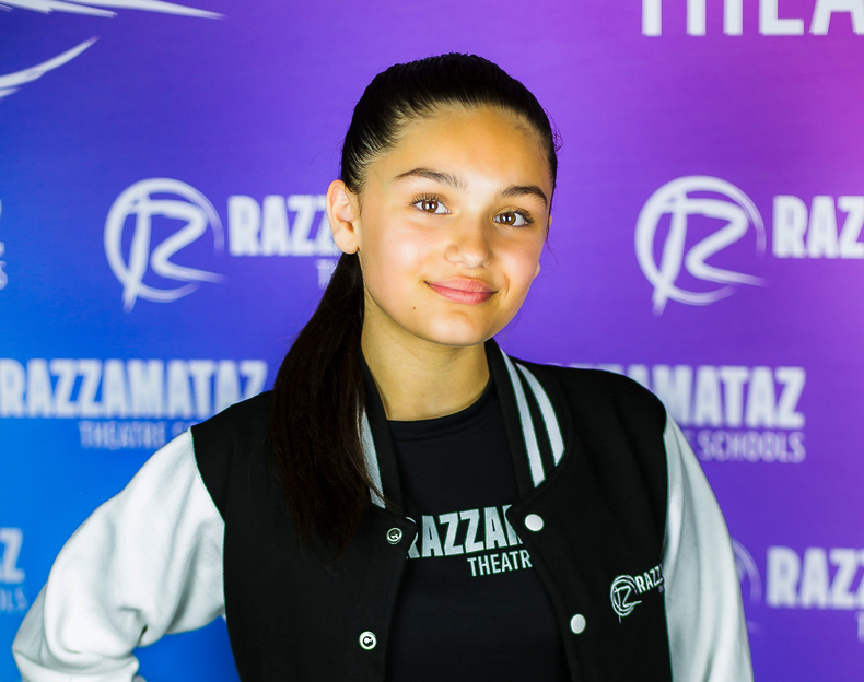 Sutton-Elodie-Razzamataz.jpg