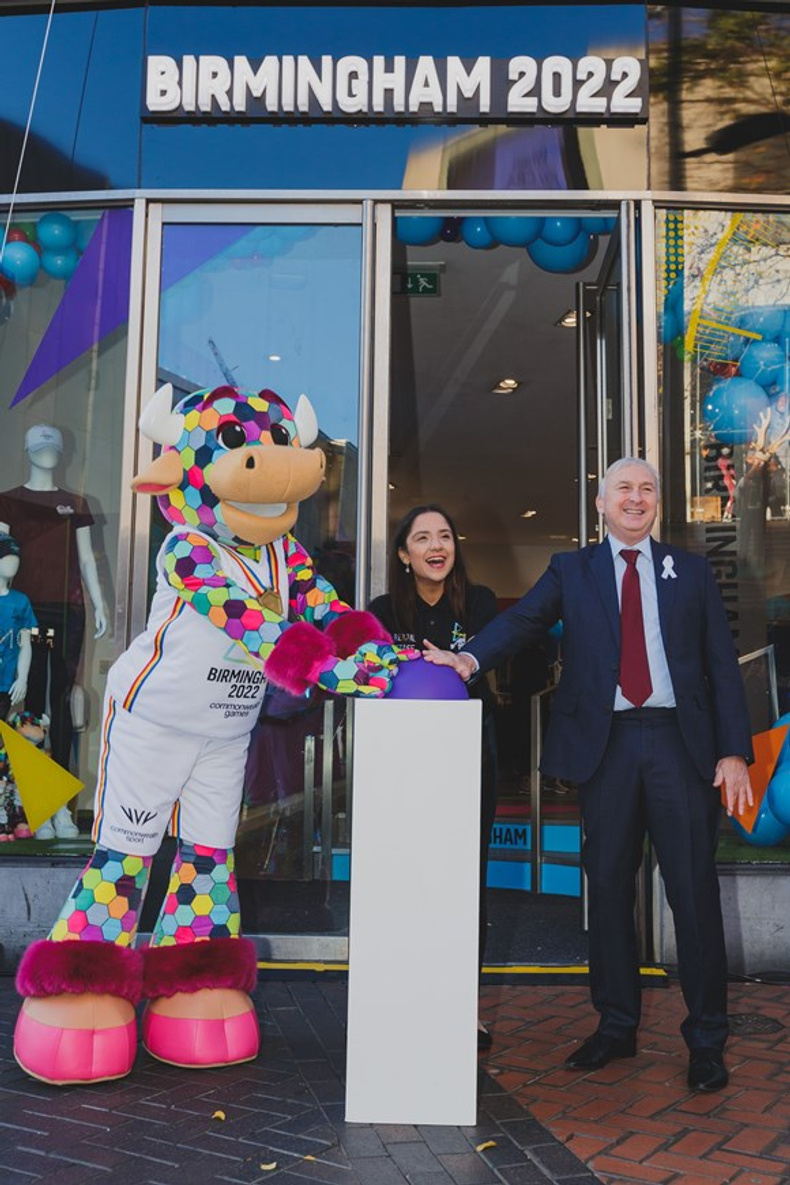 birmingham-2022-retail-store-opening(894966)