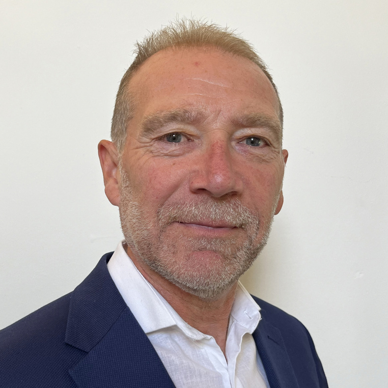 Martin Ardern - ICT Sales Director - Square.jpg
