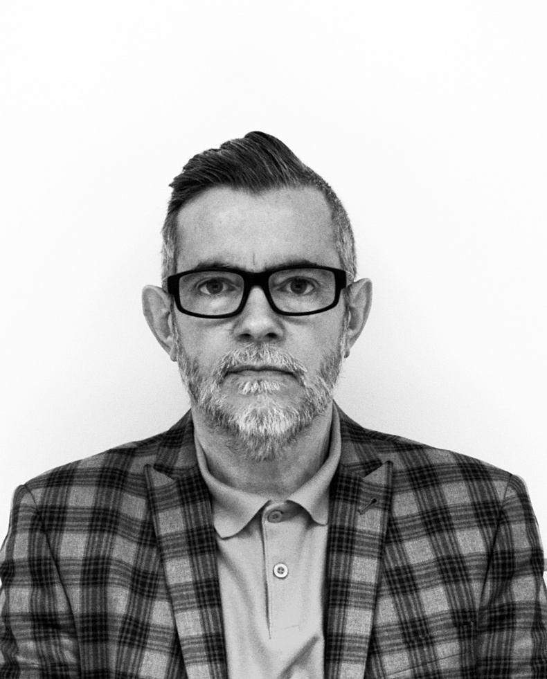 simon-df-photo-high-res(903727)