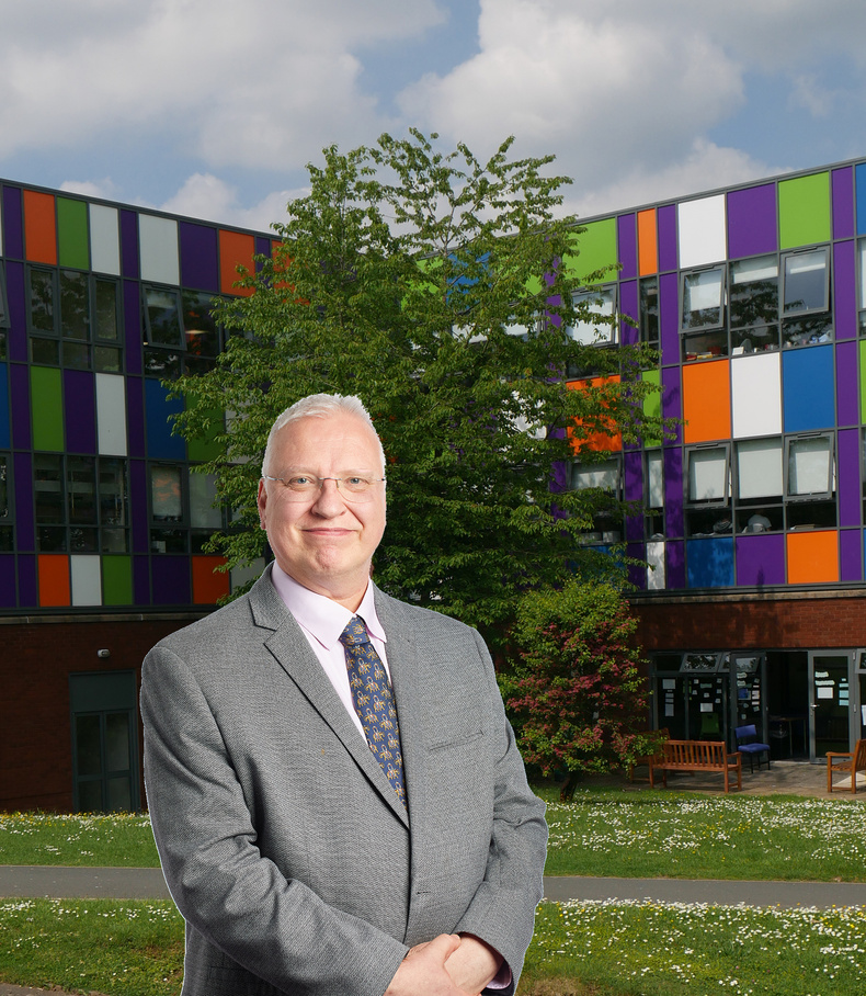 martin-sullivan-solihull-sixth-form(899812)