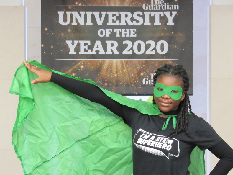 aston-university-mechanical-engineering-student-and-stem-ambassador-olamide-olabode(892170)