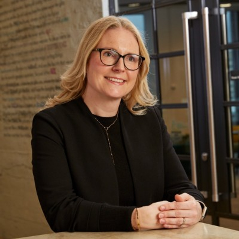 Sarah Philips.jpg