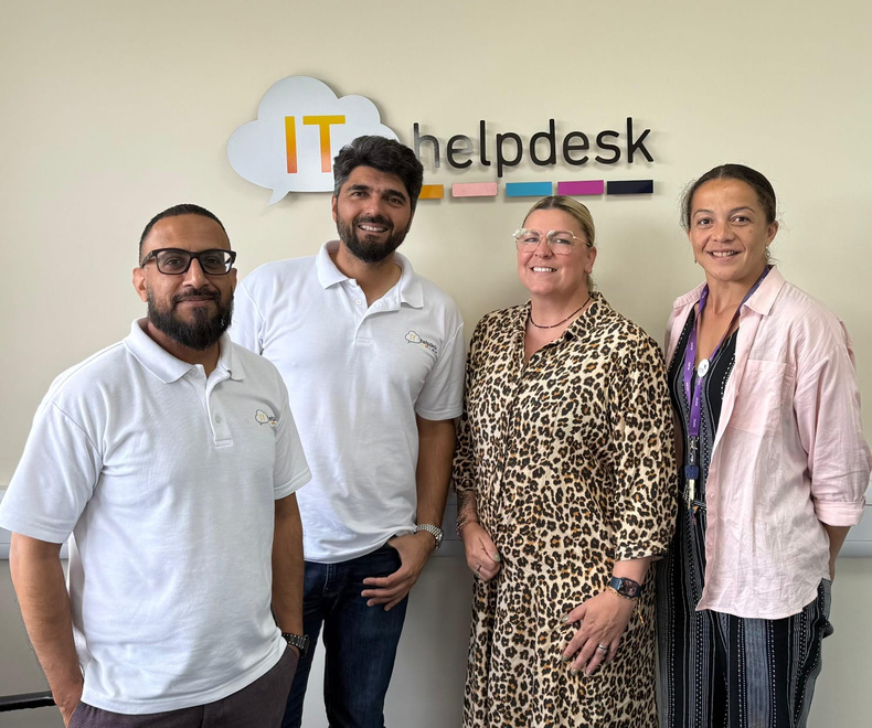 IT Helpdesk & Sarac.jpg