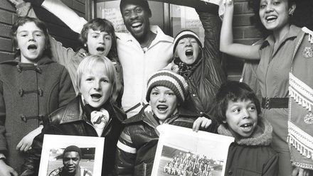 Ray King with Baggies' fans in 1979.jpg