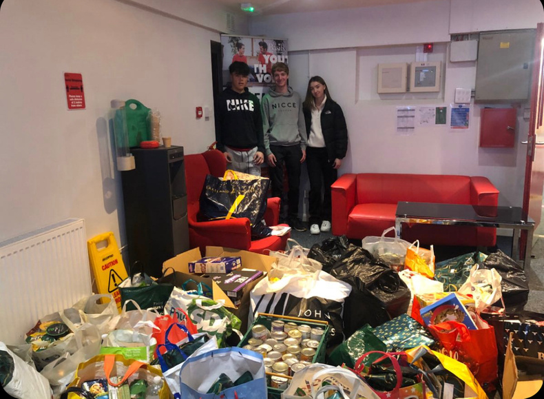 st-basils-giving-tree-delivery(901110)