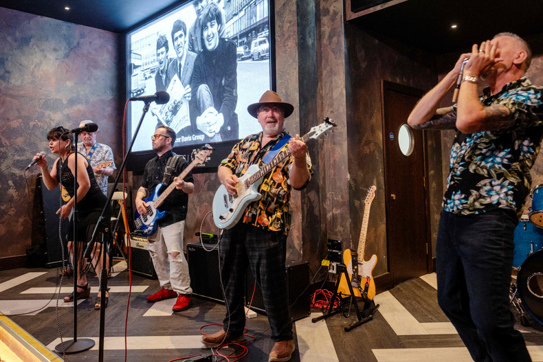 Slide Boy Roy will play at Henry's offical launch at Barbara's on 11 August.jpg