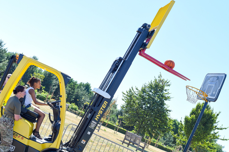 armed-forces-day-forklift-basketball-at-the-national-memorial-arboretum(898182)