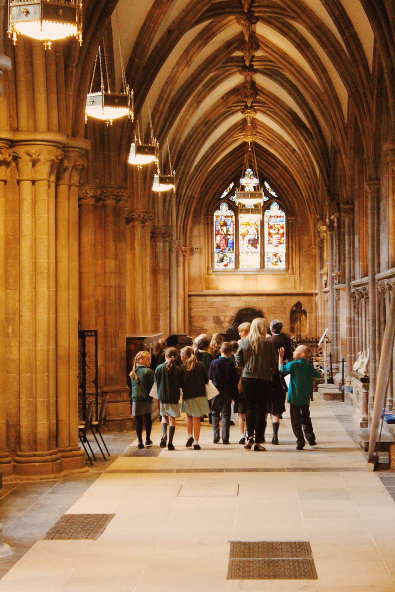 learning-lichfield-cathedral(896933)