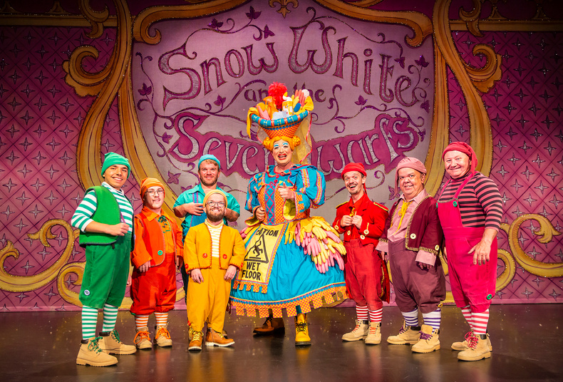 snow-white-garrick(899546)