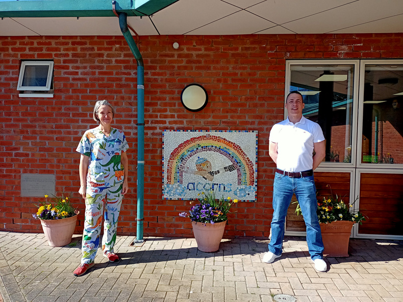 sally-evans-acorns-physiotherapist-and-curtis-jordan-joerns-uk-marketing-manager(890992)