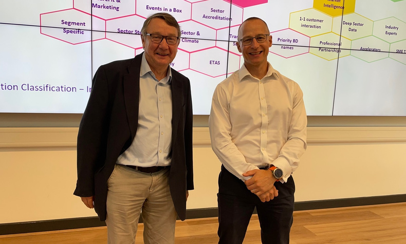 life-sciences-bruce-potter-and-barrie-davison(900049)