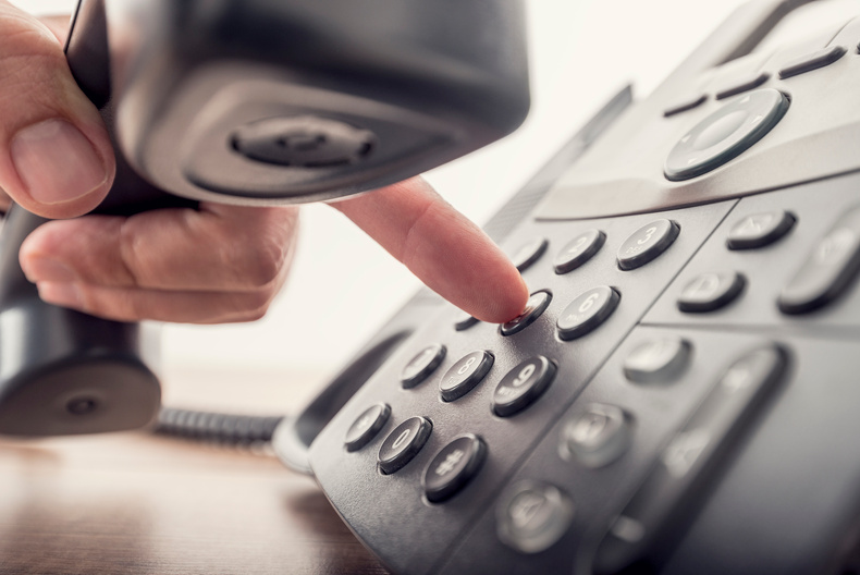 112816-telephone(889685)