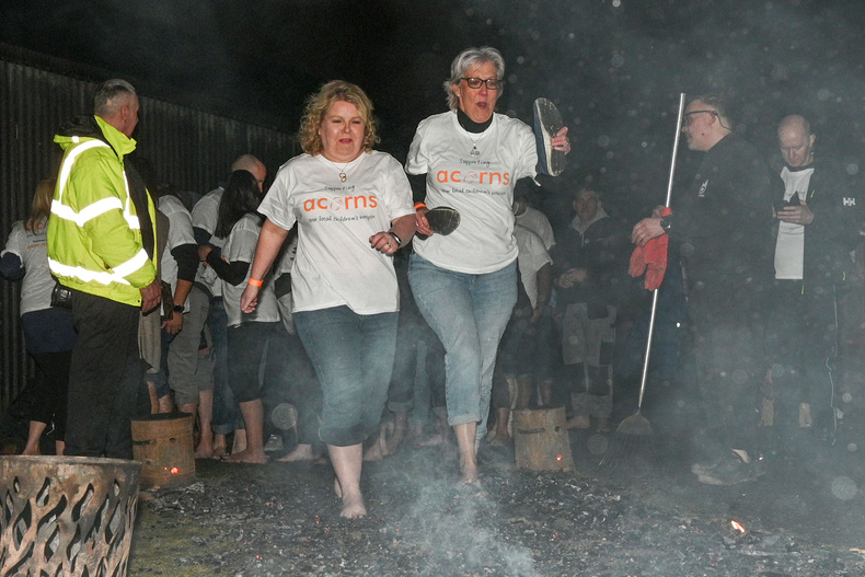 acorns-firewalk-rh-160320-91(896309)
