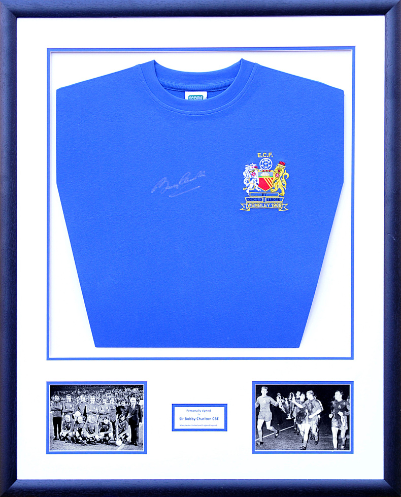 Sir-bobby-charlton-shirt.jpg