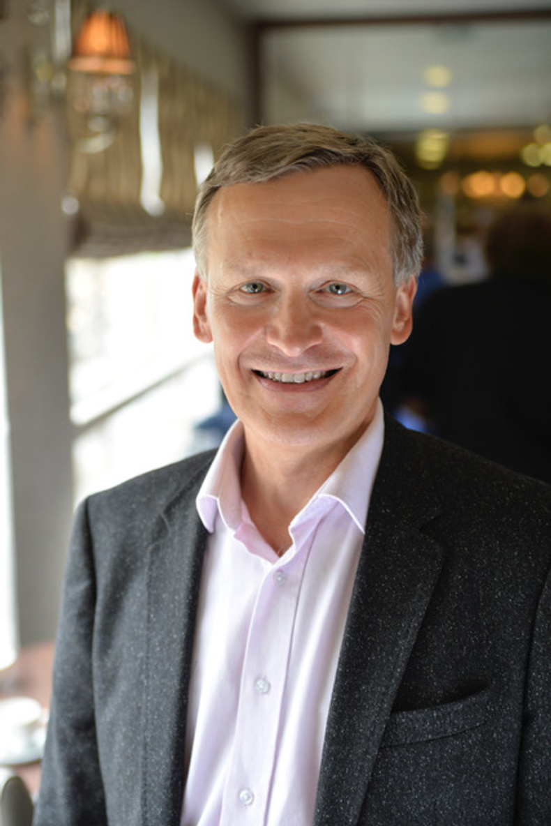 clive_poole(888936)