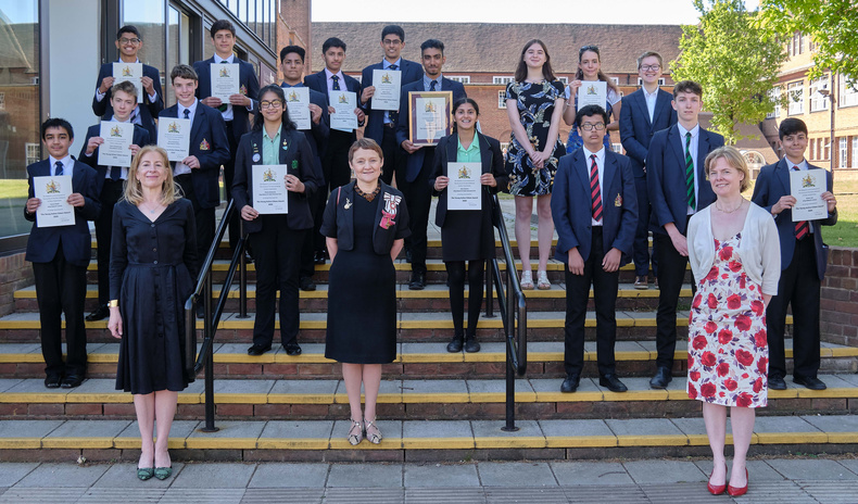 1-young-active-citizen-award(892337)