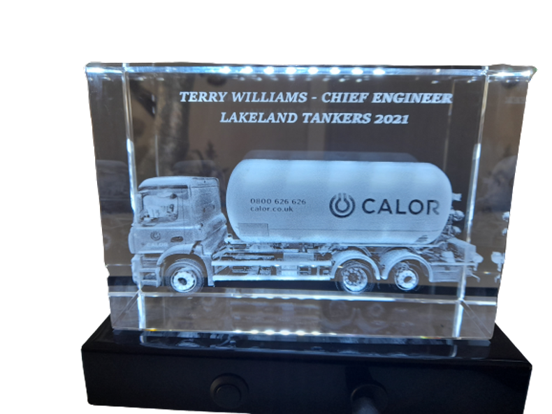 solid-crystals-gas-tanker(894419)