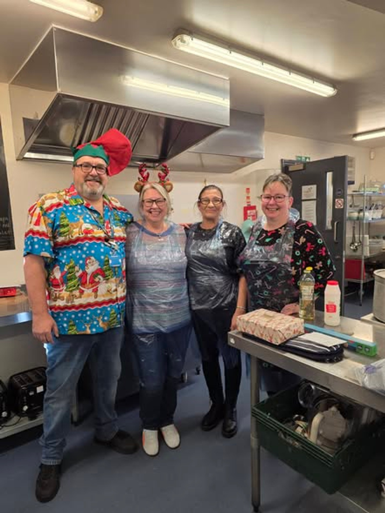 christmas lunch 2.jpg 1