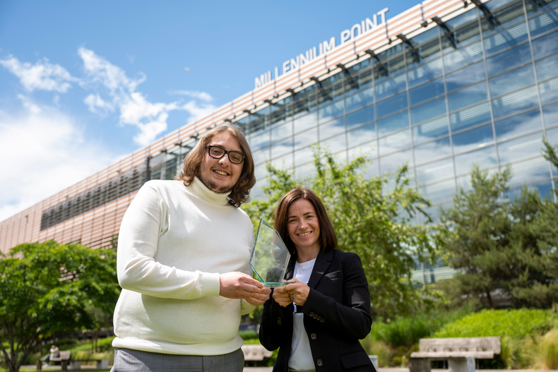 scholarship-winner(901032)