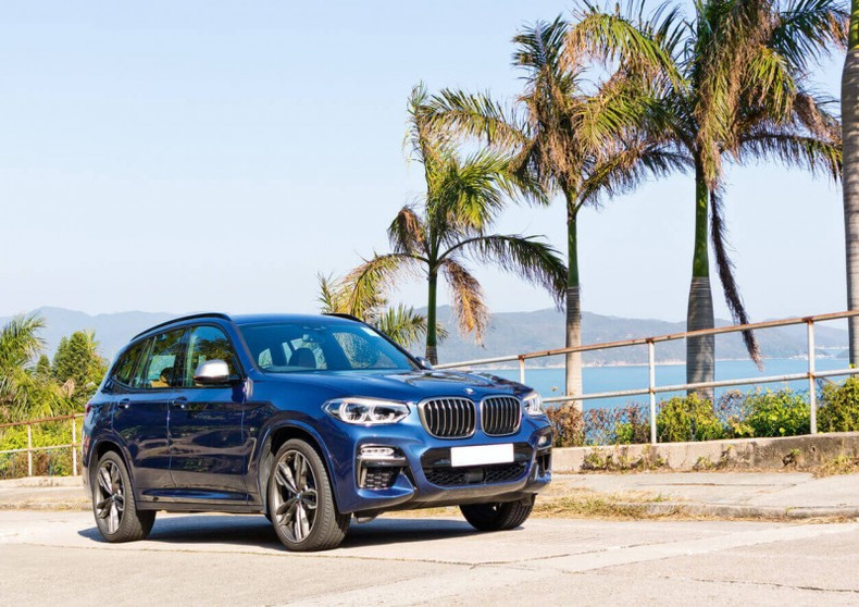 bmw-x3-abroad.jpg