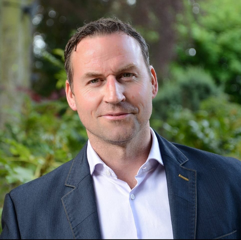 colin-maclachlan(894453)