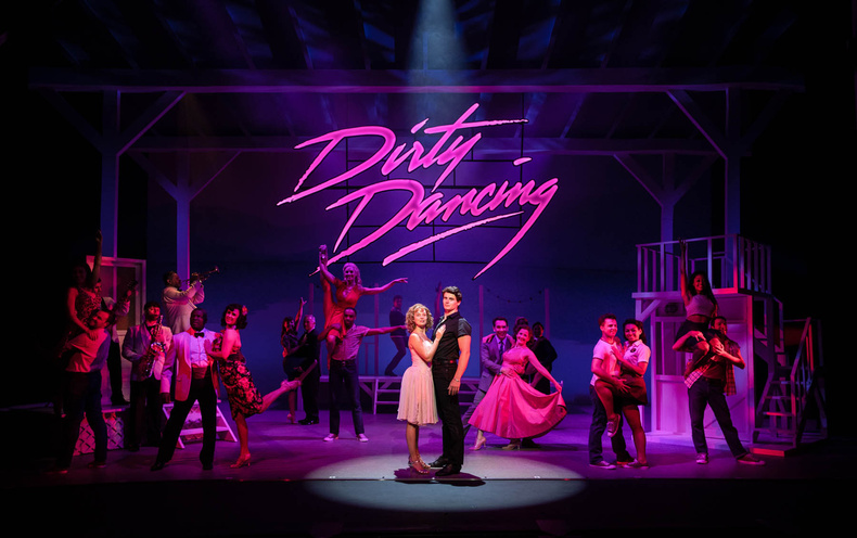 2021-company-dirty-dancing-the-classic-story-on-stage-photo-credit-mark-senior-4(893832)