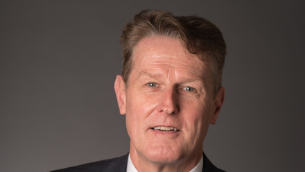 Dr Ulrich Hoppe.jpg