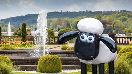 Shaun in the gardens.jpg