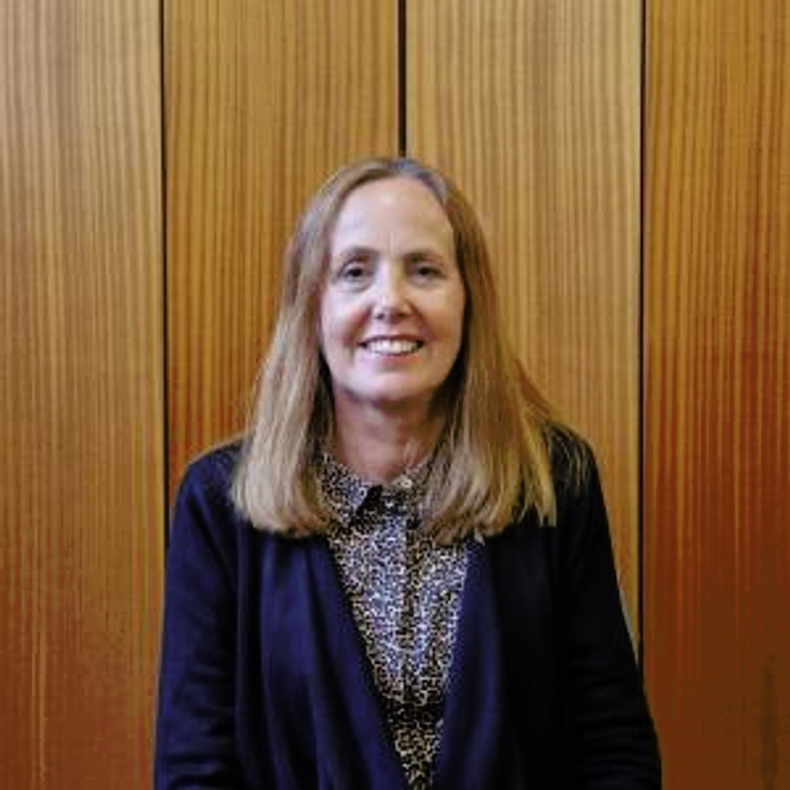 Cllr Louise Walker.jpg