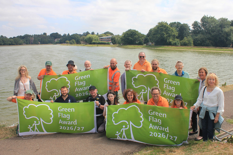 LichTam-GreenFlagAward.JPG