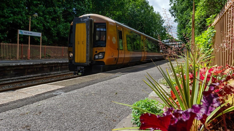 west-mids-rail-community-projects(899170)