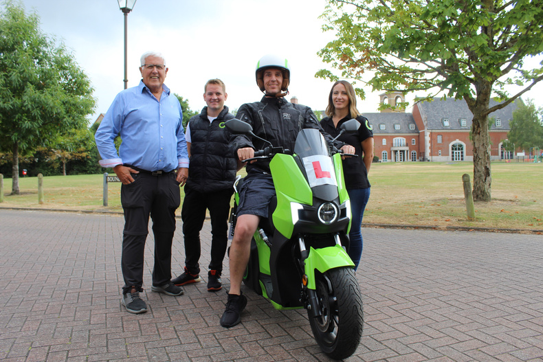 council-e-moped-trial(898907)