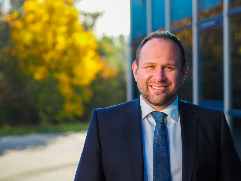 karl-frankham-techcare(889570)