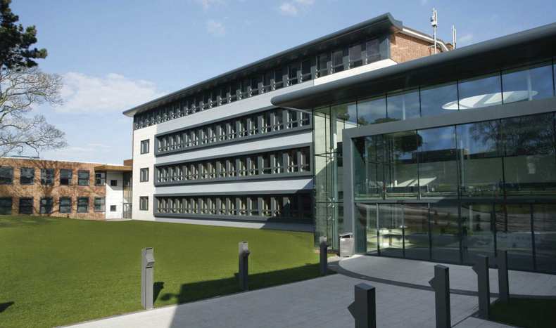sutton-college-careers-fair(902043)
