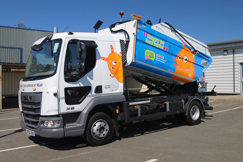 LichTam-Food-waste-truck.JPG 1