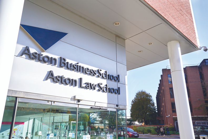 aston-business-school-exterior(895863)