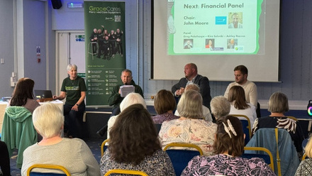 LichTam-Care-Club-finances.jpg 1