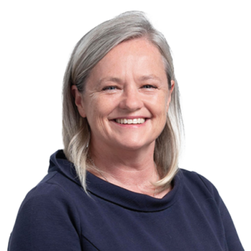 Iona Martin.png