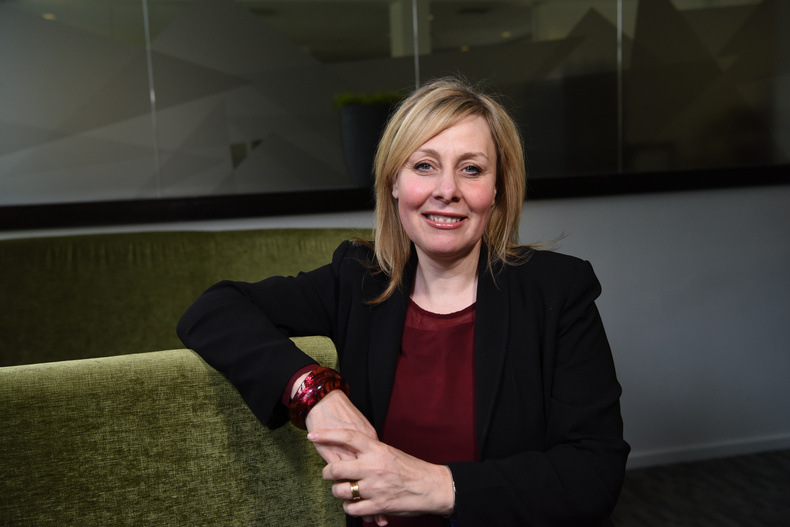 samantha-brown-head-of-conference-aston-3(901831)