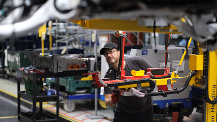 jlr-new-jobs(904363)