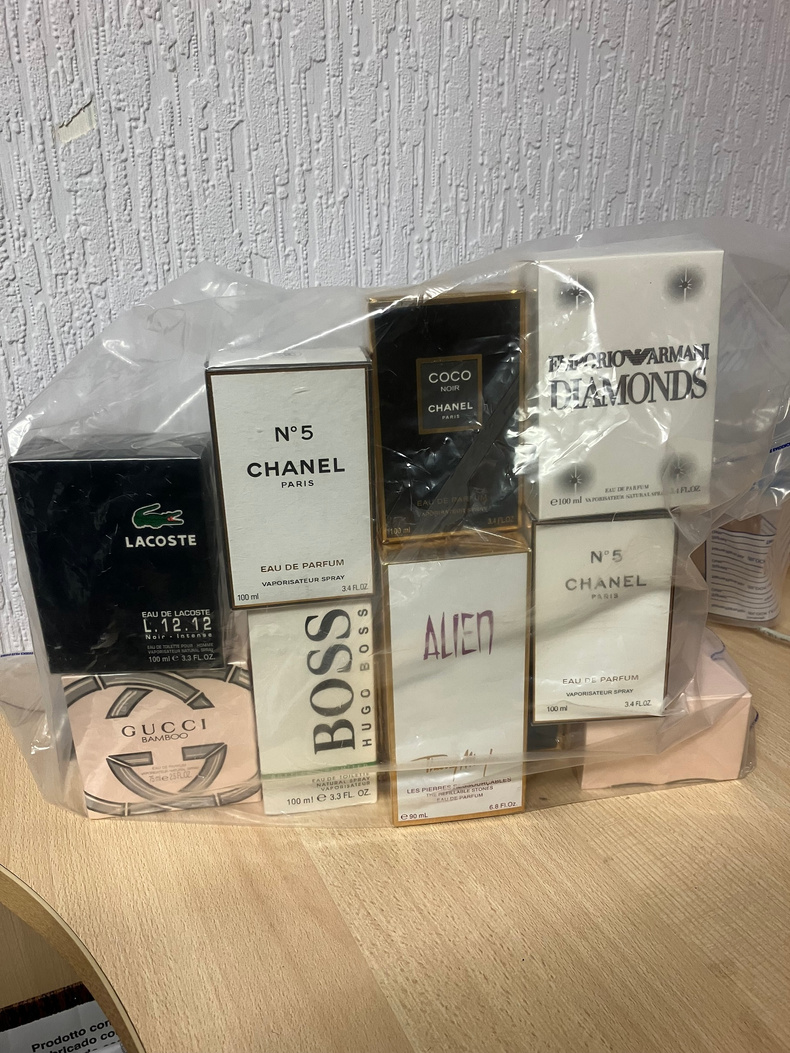 Scam warning issued over popup perfume stalls selling fakes Greater