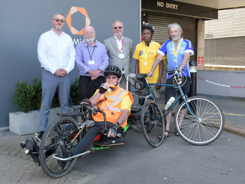 disabled-cyclist(898493)