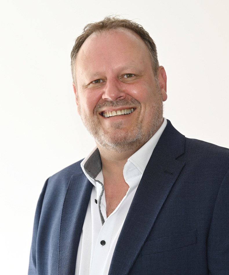 steve-morris-managing-director(892859)