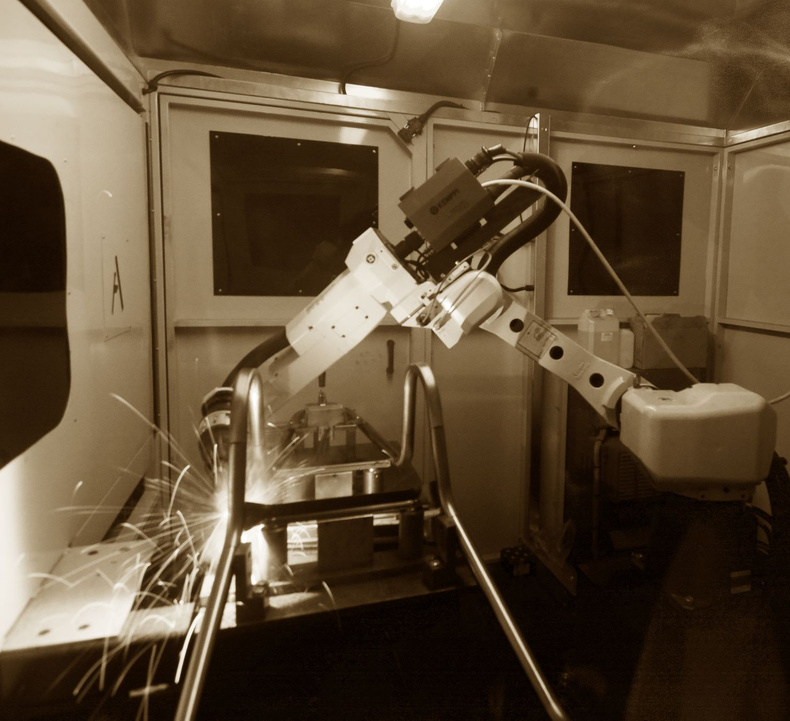 automatic-robotic-welder-2mb-002(903574)