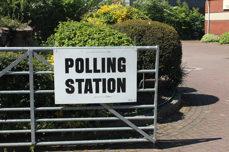 polling-station-1(894749)